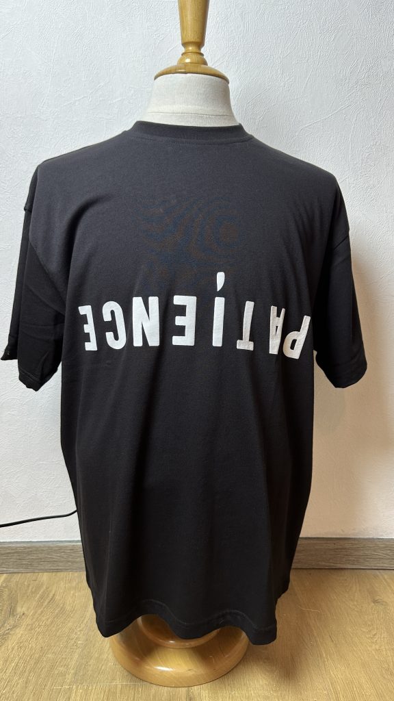 T-SHIRT – Patience – Noir